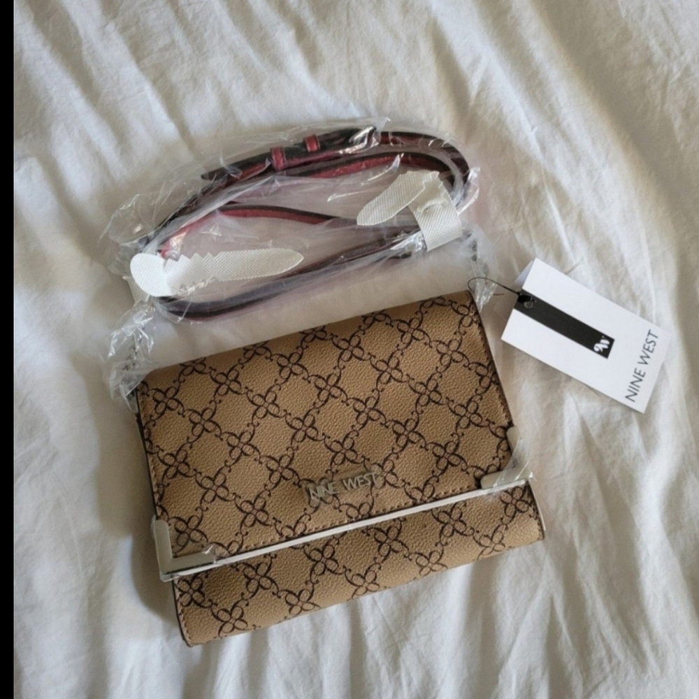 Nine west crossbody bag